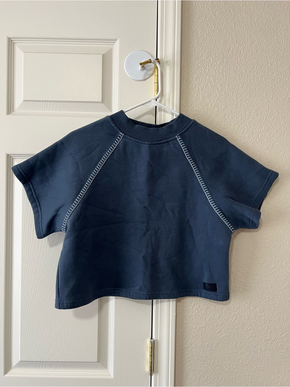 UGG Classic Short Sleeve Cropped Crewneck Sweatshirt Blue Whipstitch Size Small